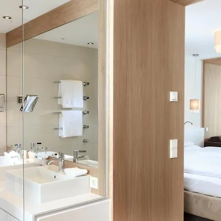 Trofana Alpin אישגל