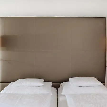 Trofana Alpin 4* Ишгль