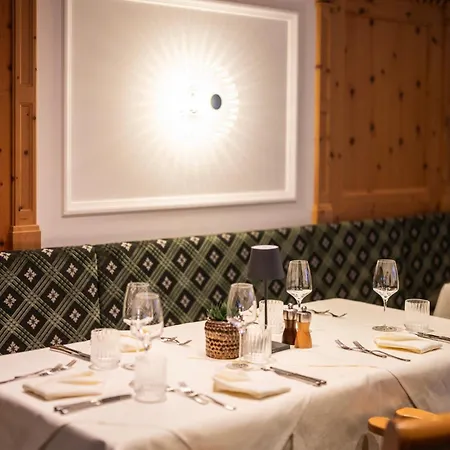 特洛法纳阿尔平酒店