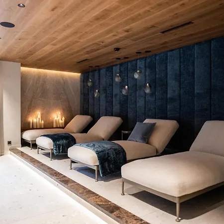 特洛法纳阿尔平酒店