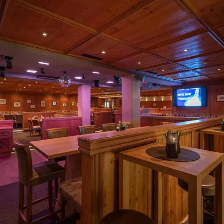 מלון Trofana Alpin 4*